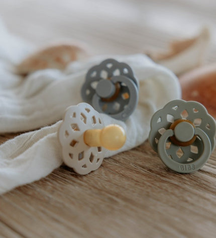 2 бр. Биберони BIBS Boheme, Fossil Grey/Mauve, 0-6 месеца